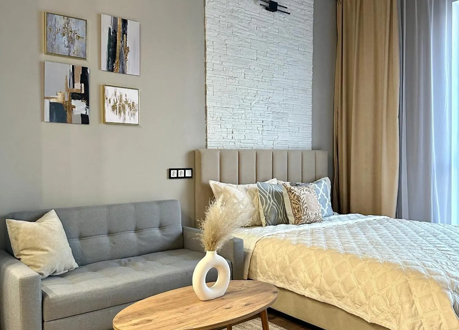 Apartment 4 Seasons Black Almaty